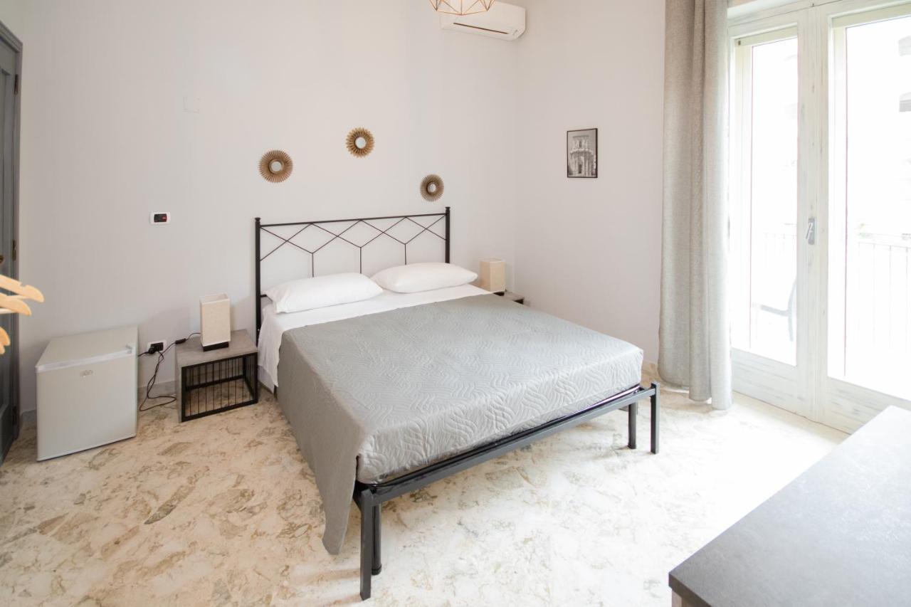 Bed and Breakfast Rudiae Boutique à Lecce Chambre photo